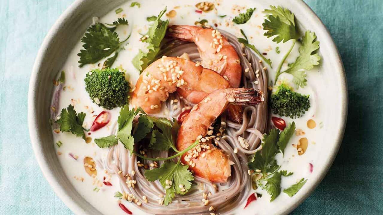 Thai prawns with coconut milk and seaweed