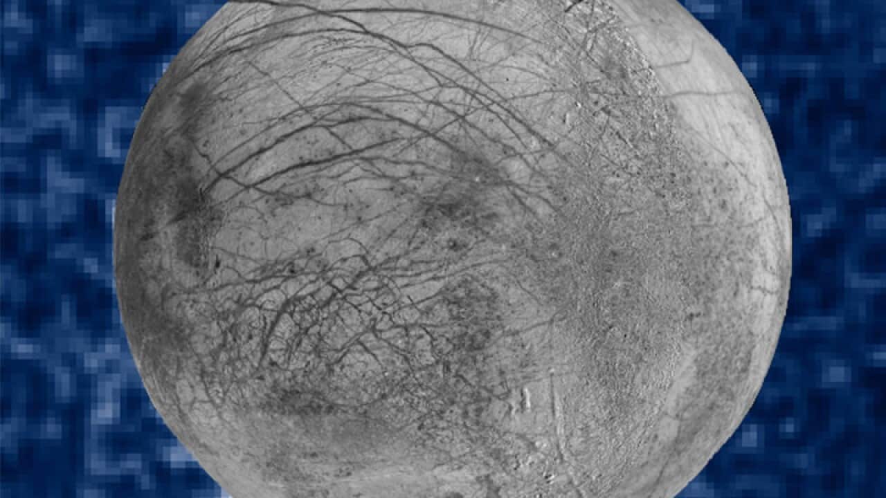 Possible water plumes on the south pole of Jupiter's moon Europa
