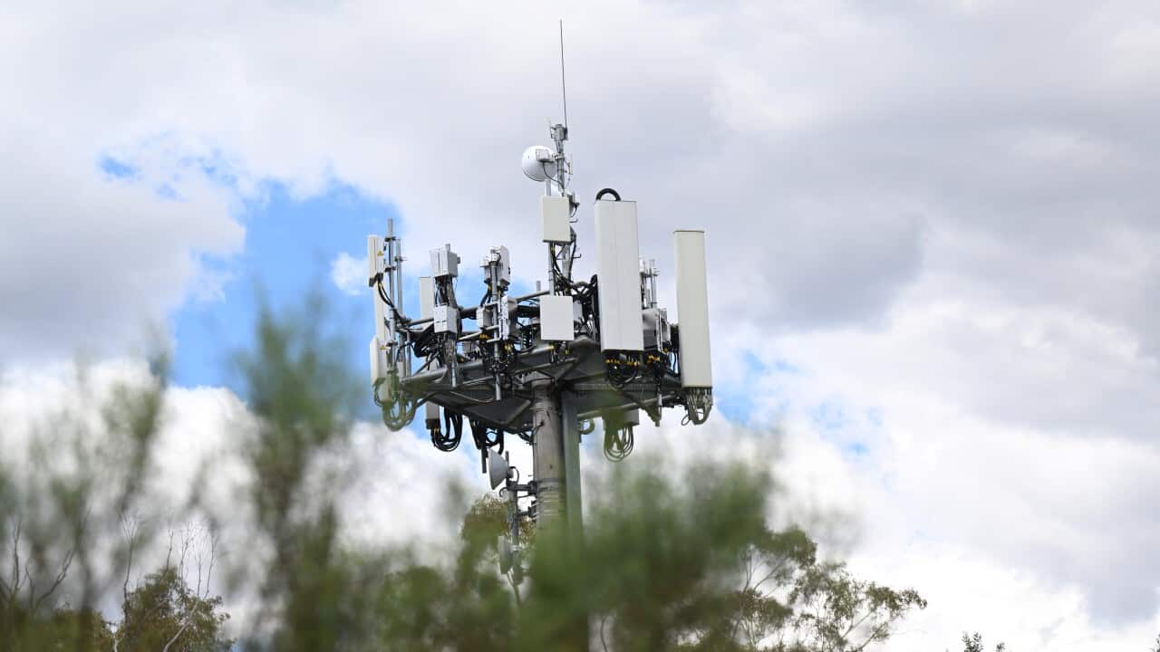 MOBILE PHONE TOWER STOCK