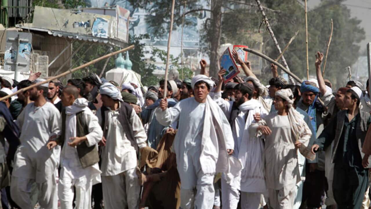 afghanistan_kandaharprotest_110403_B_aap_1995480056
