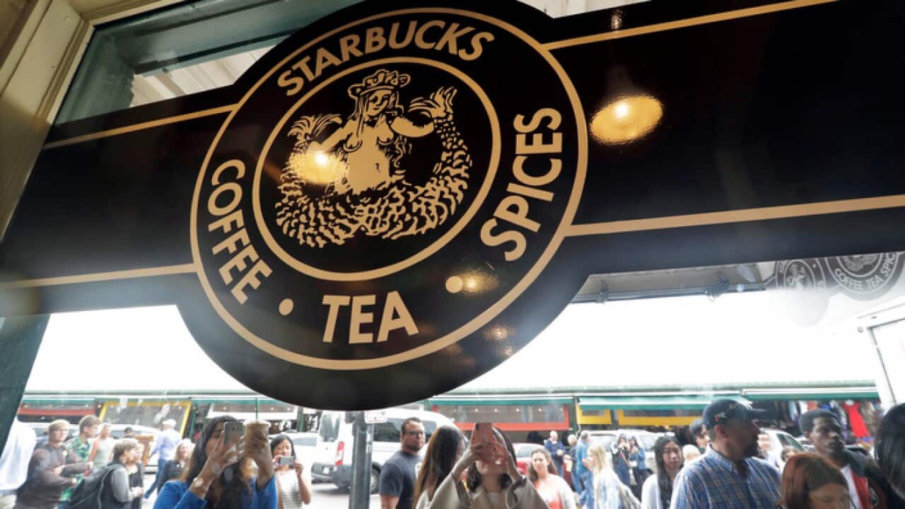 Pike Place Market Starbucks, Seattle, US