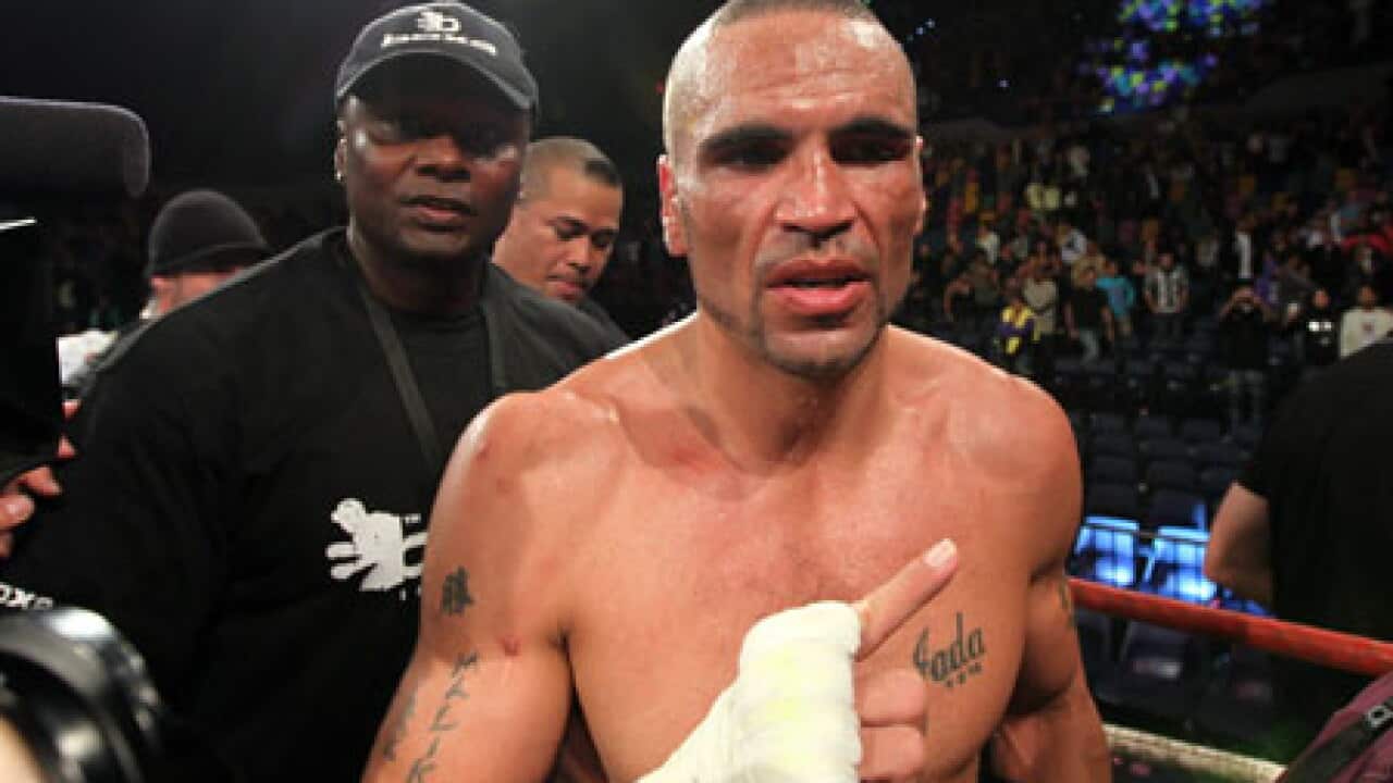mundine_101209_L_aap_1509853414