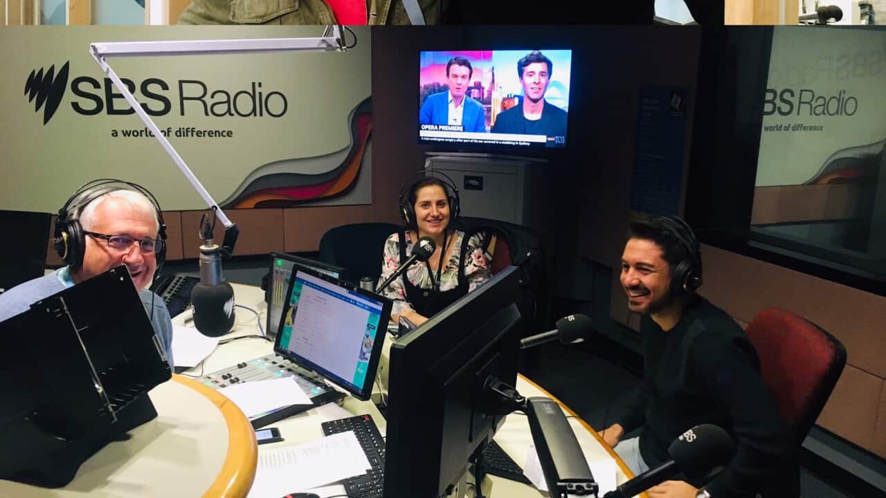 Sopra: Carlo Oreglia con Domenico De Marco, del ristorante Giro d'Italia. Sotto: Marco Lucchi con Fabio Stefanelli del ristorante La Favola