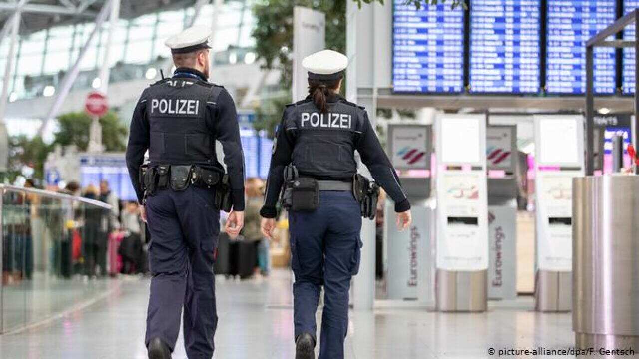 DW