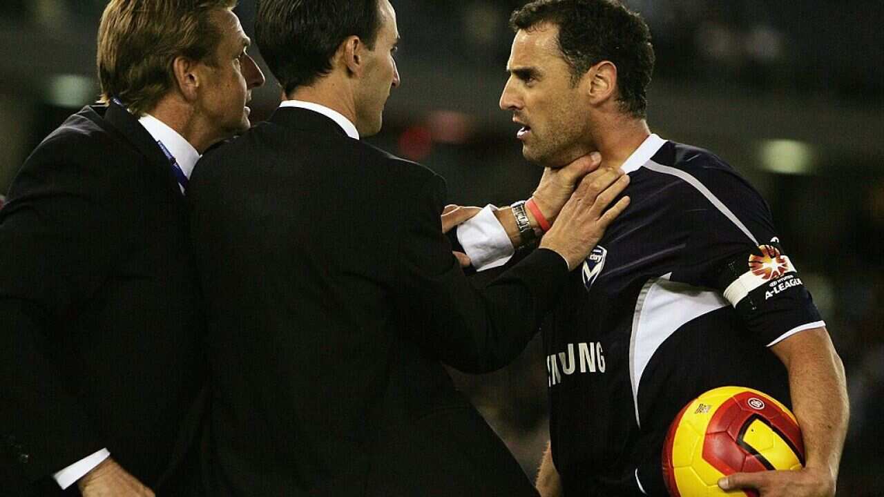 A-League Rd 8 - Victory v Adelaide