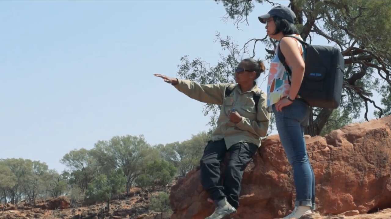 Janine Johnson, a Mutawintji National Park Tour Guide with NSWALC Staff member Edwina Chen.
