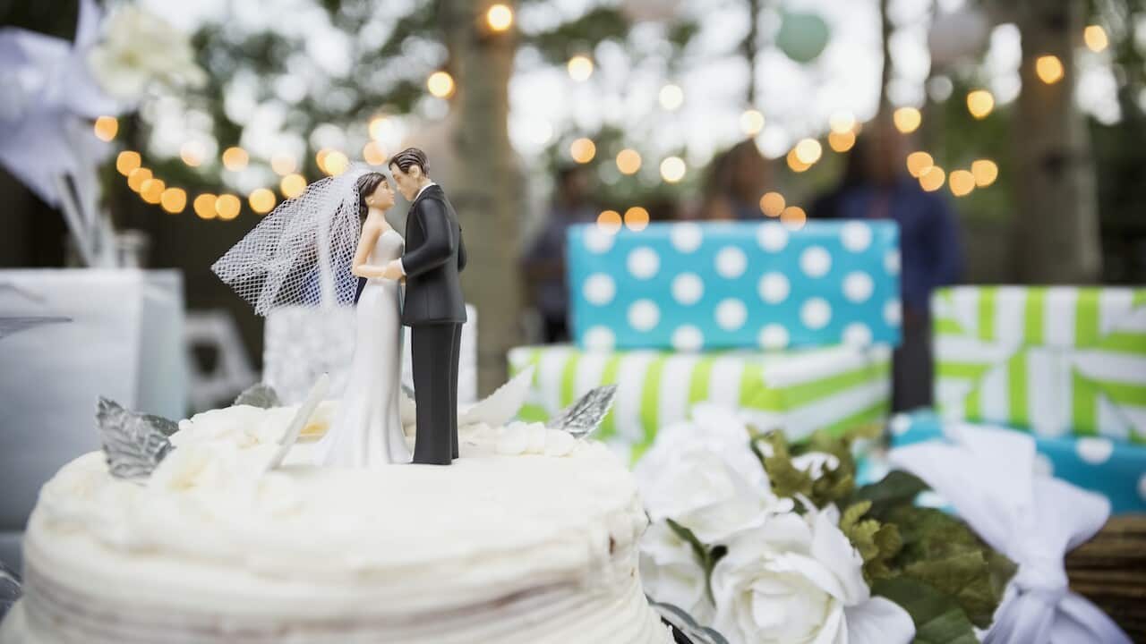 Should straight couples hold off tying the knot until everyone can get married?