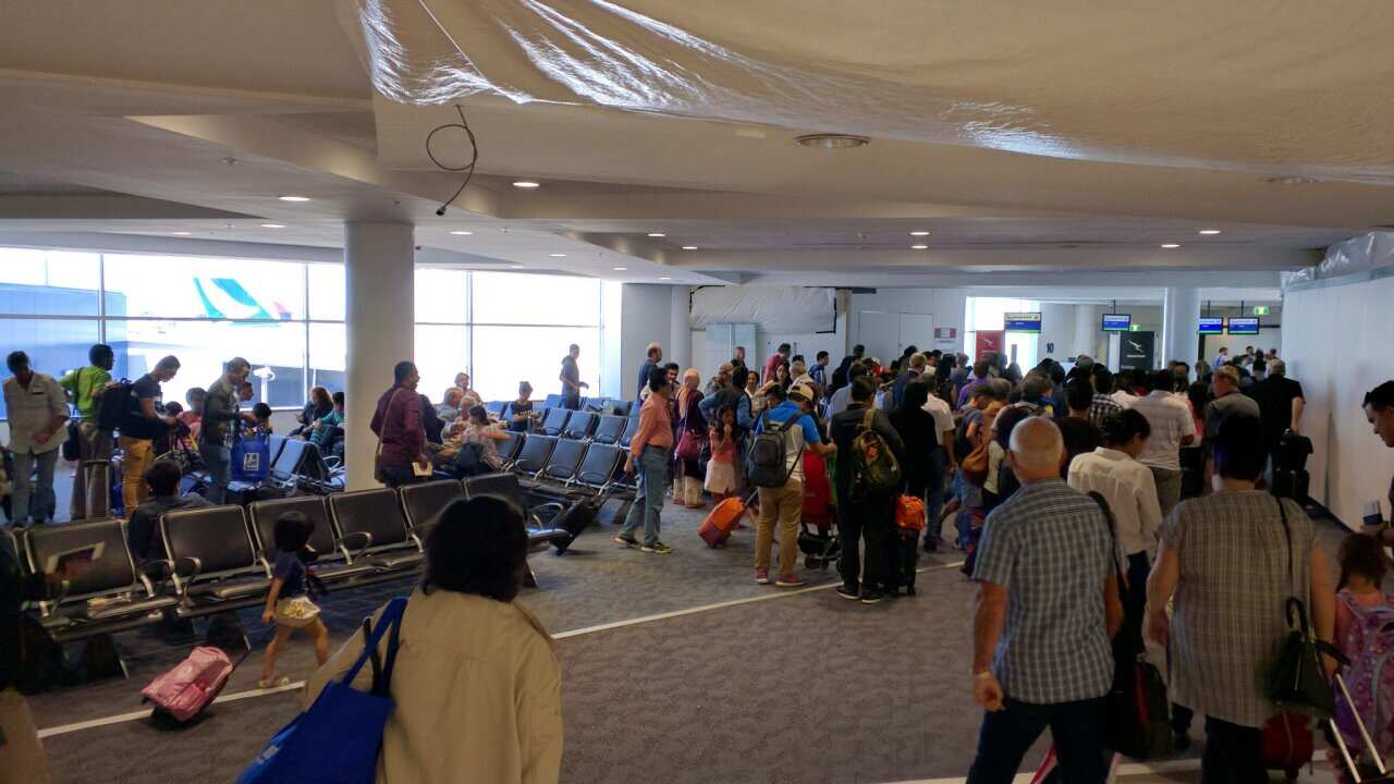 Sydney airport flickr Mary and Andrew