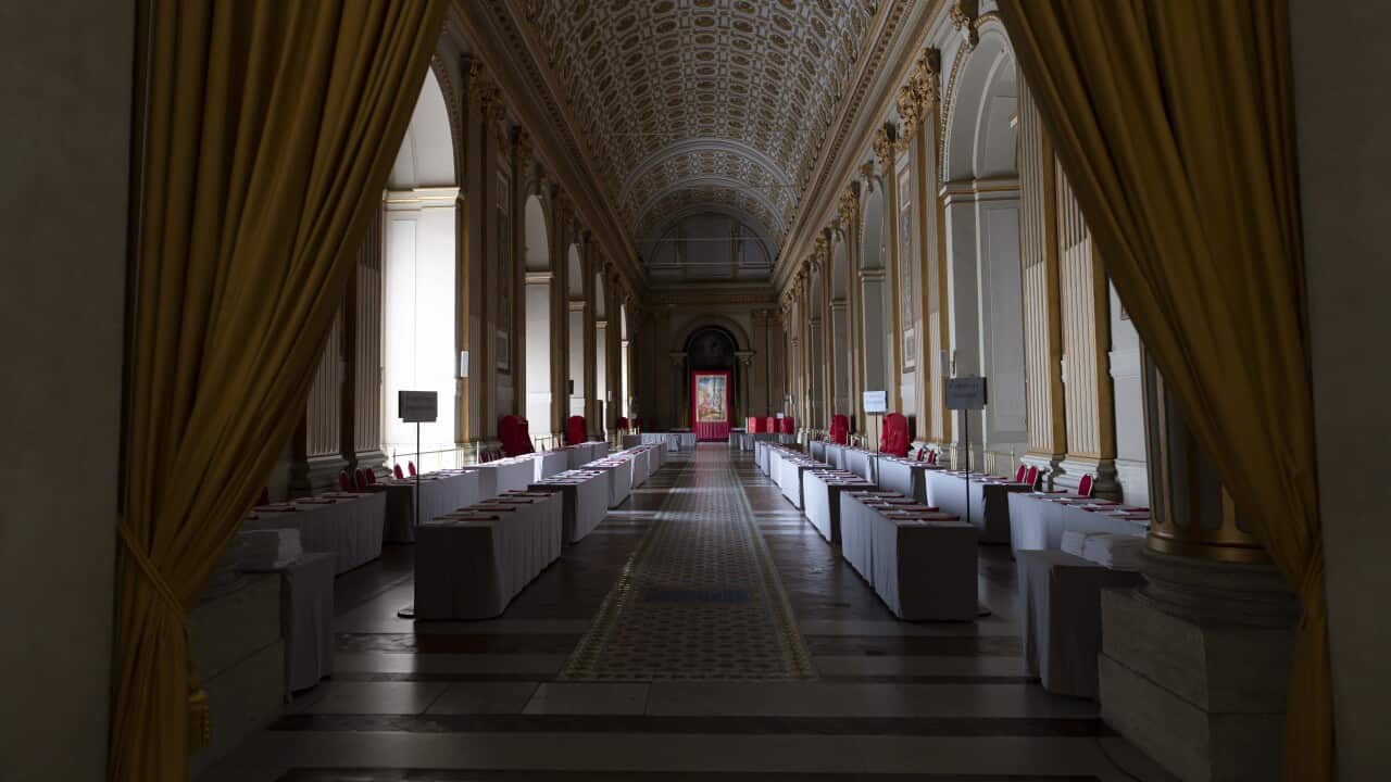 ITALY - SEDE VANCANTE- SETTING UP THE SISTINE CHAPEL AT THE VATICAN - 2025/5/6