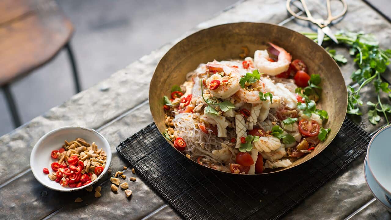 Glass noodle salad with seafood