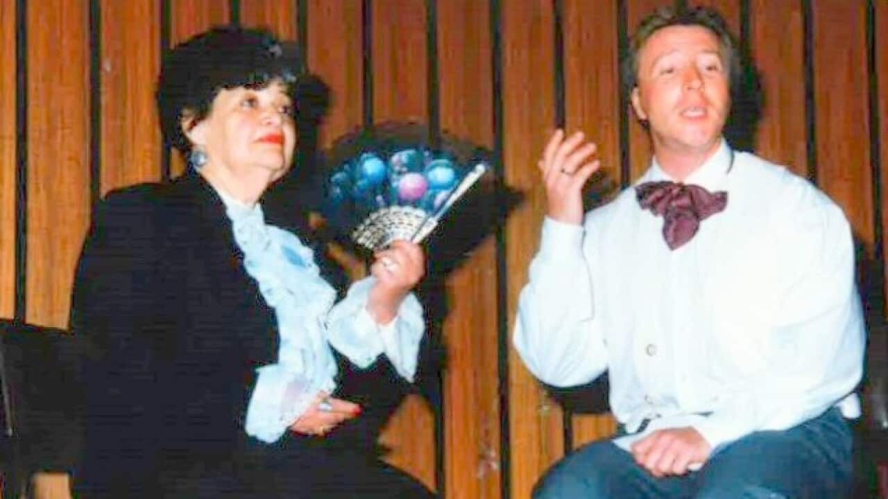 Faina Shersher and Mark Skosyrev in the play 1995