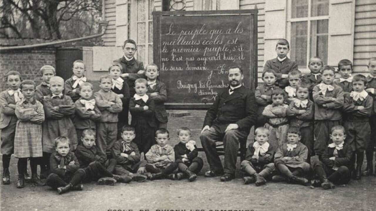 Ecole de Buigny-les-Gamaches, 1906