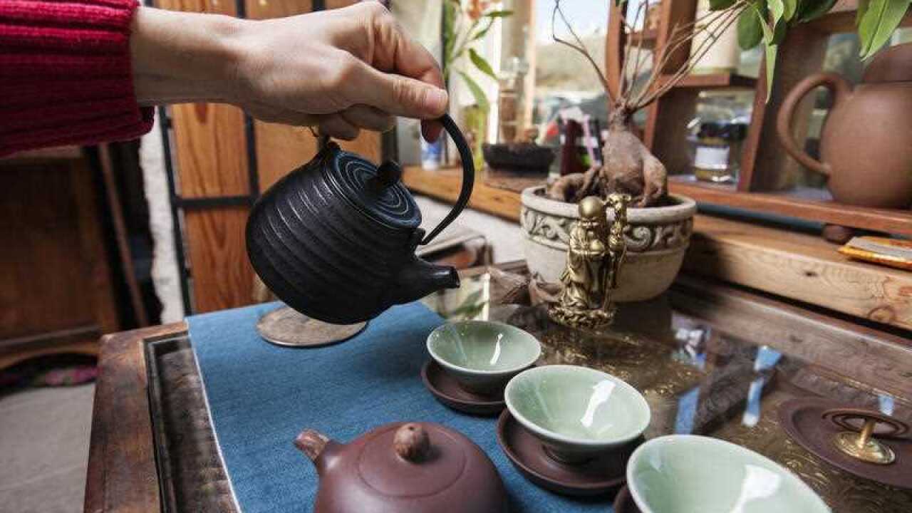 tea cups