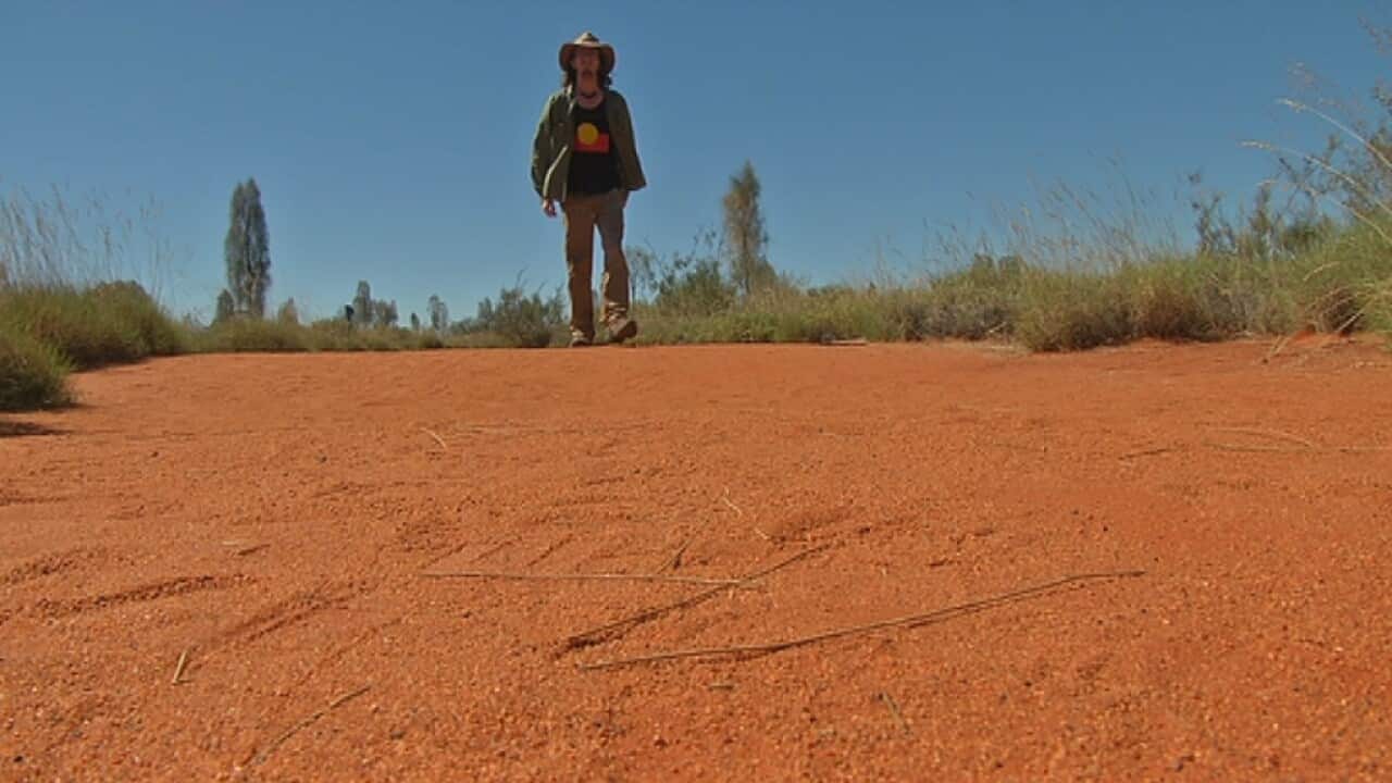 uluru_grab_18493876_0.jpg