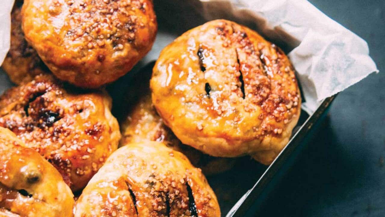Eccles cakes