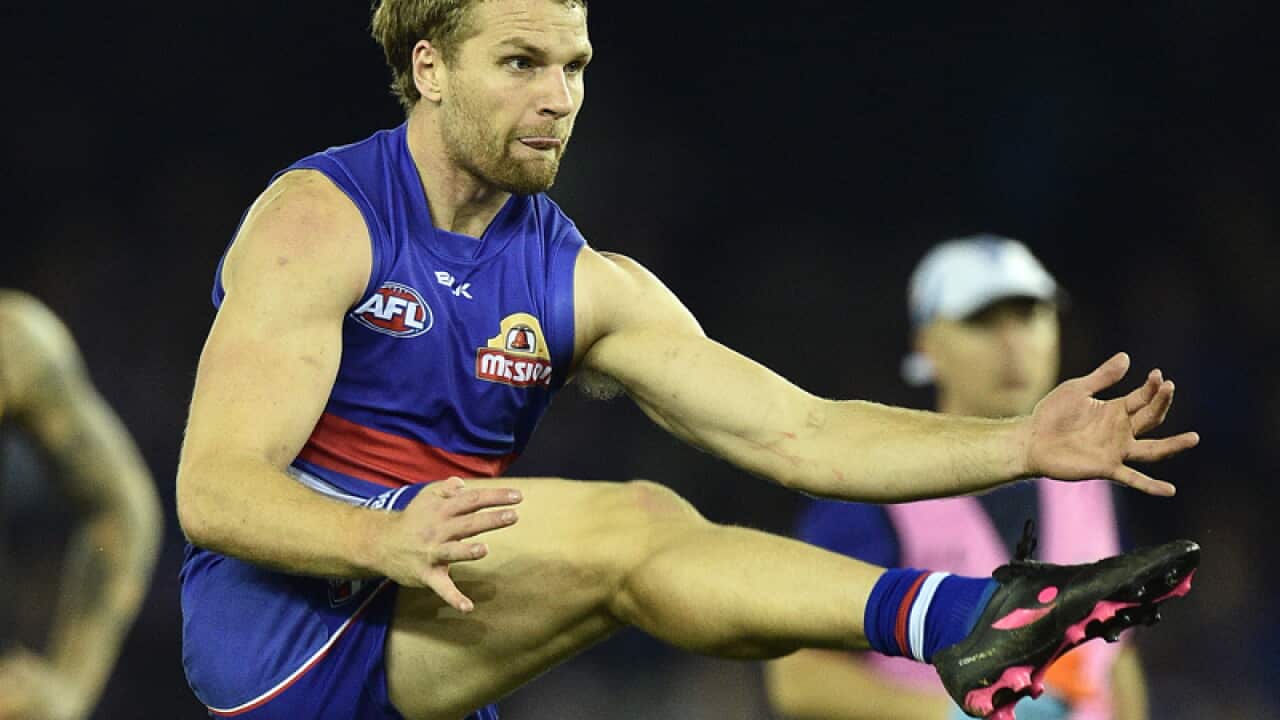 Jake Stringer of the Bulldogs