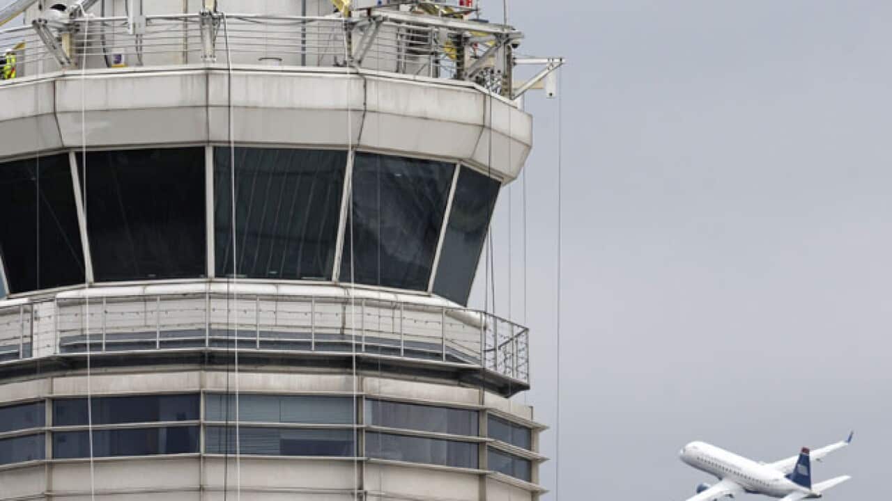 Washington_airport_tower_170411_B_aap_743951598