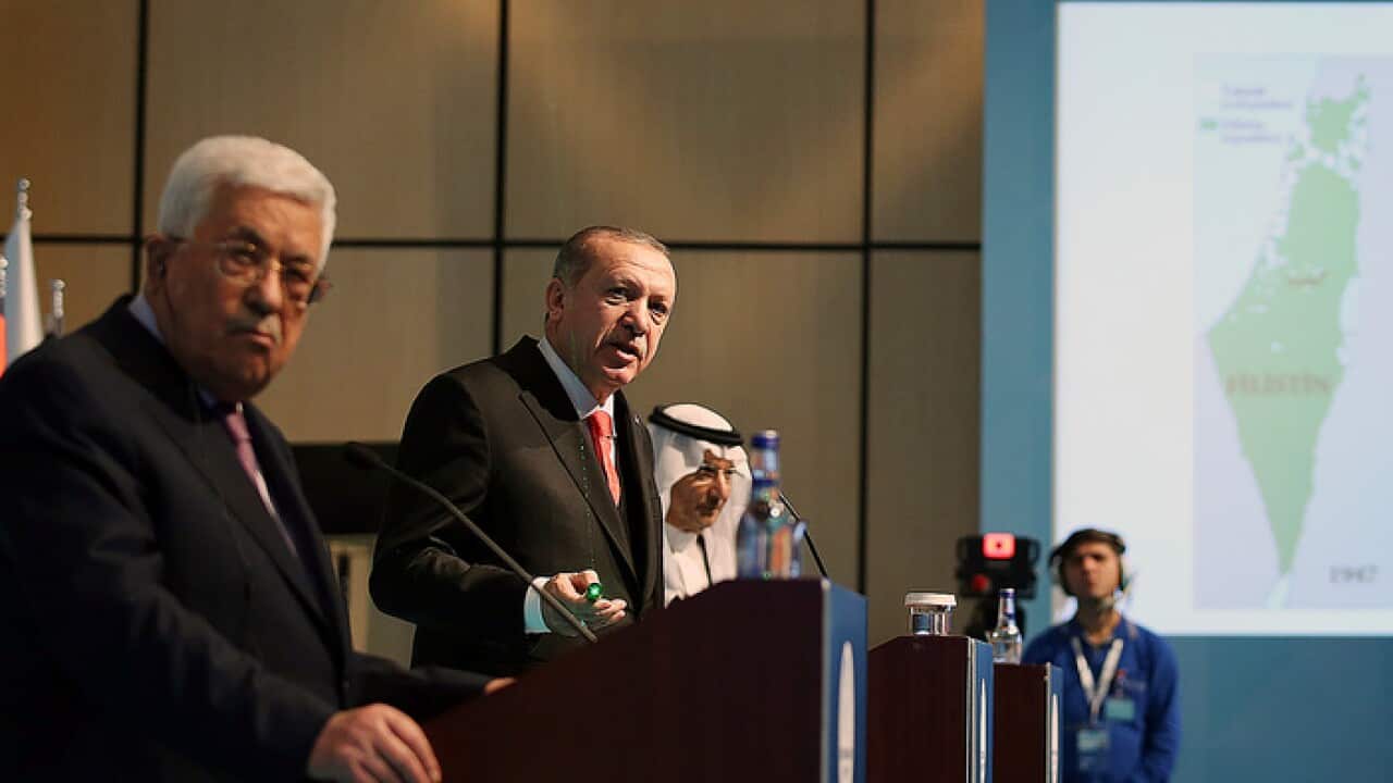 Mahmoud Abbas, left, and Recep Tayyip Erdogan (AAP)