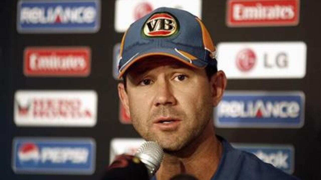 furious-ponting-smashes-tv-after-being-r-1794772483-large.jpg