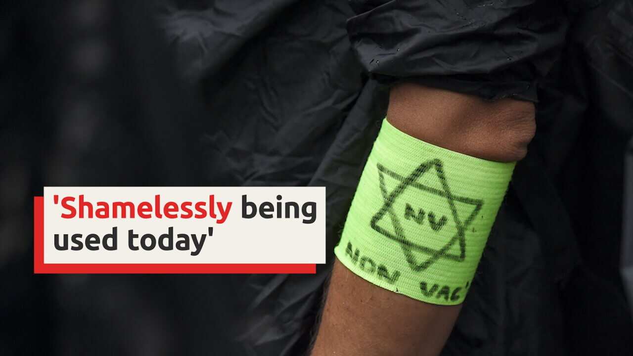 Protester wears yellow star