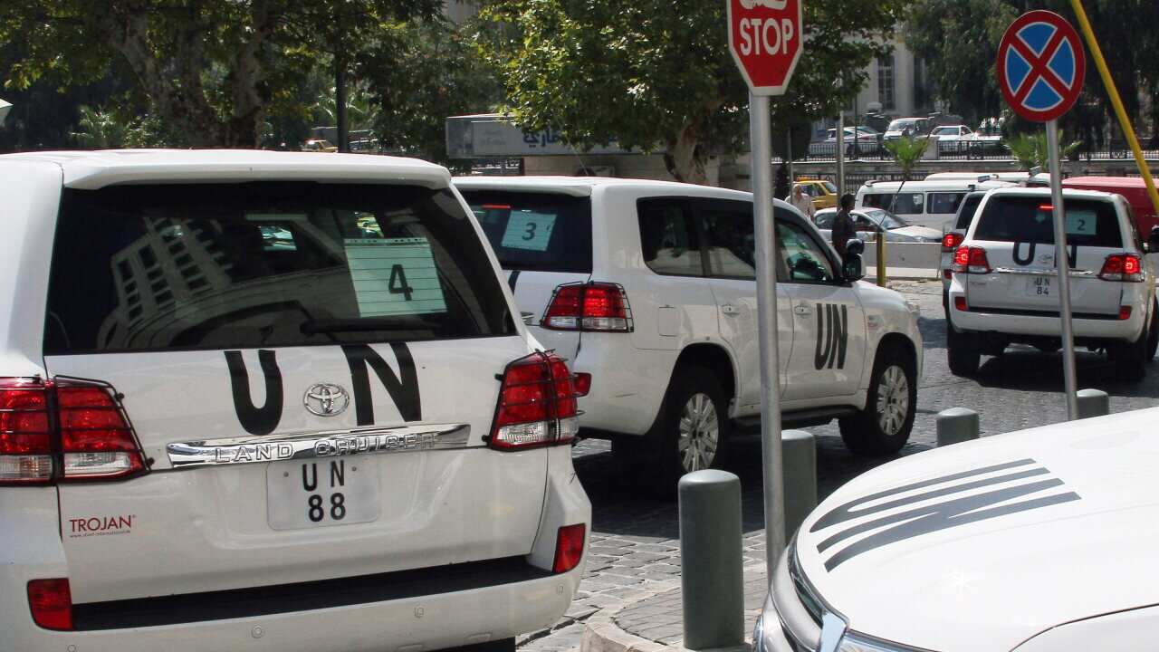 Snipers in Syria 'shoot at UN chemical inspectors' | SBS News