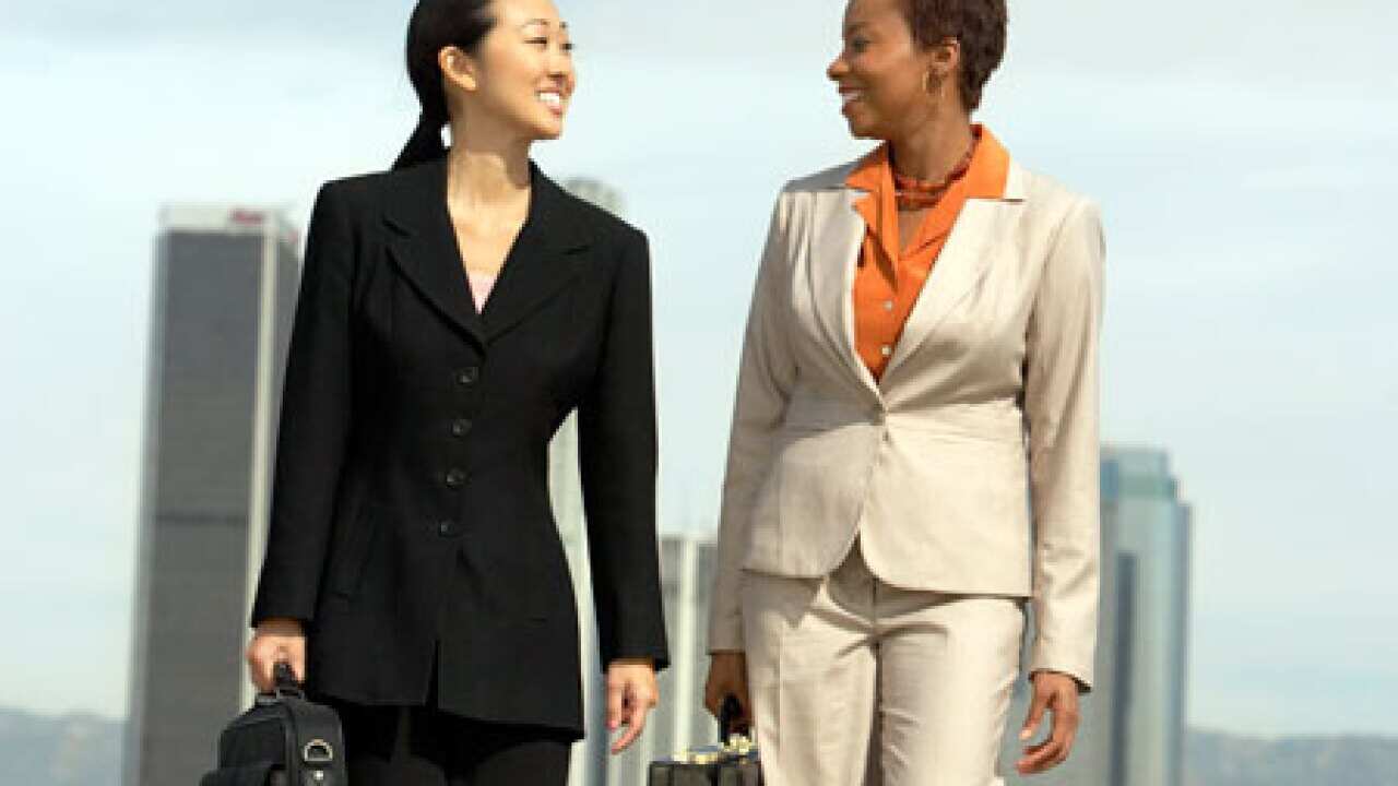 business_women_L_101012_aap_1379483678