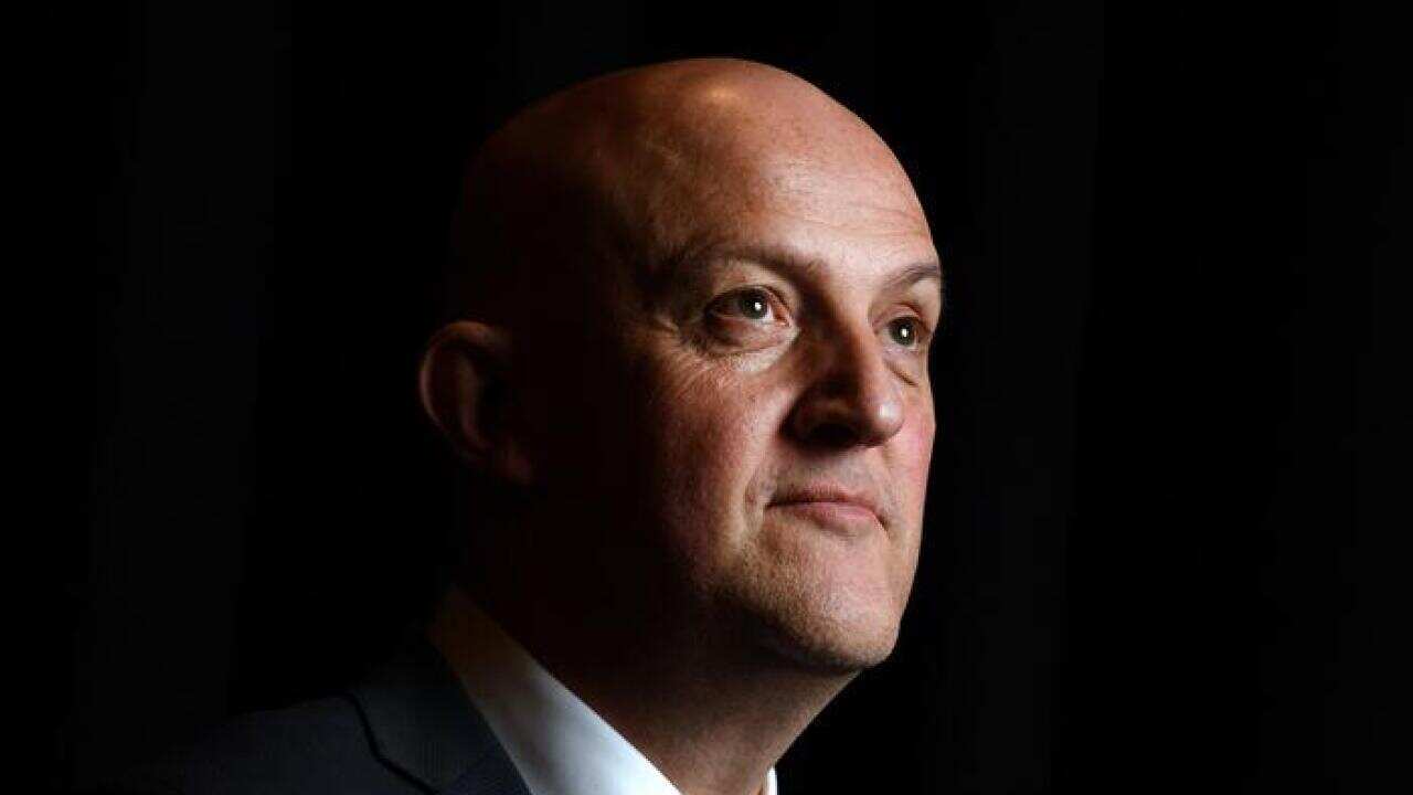 مایک برجس، رییس سازمان امنیت اطلاعات آسترالیا (ازیو) در دفتر مرکزی این سازمان در کنبرا، ۱٧ مارچ ٢٠٢۱.