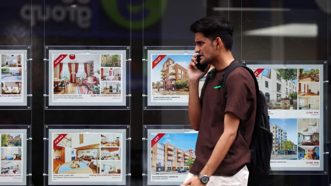 UK house prices remain flat as home buyers hit by high interest rate