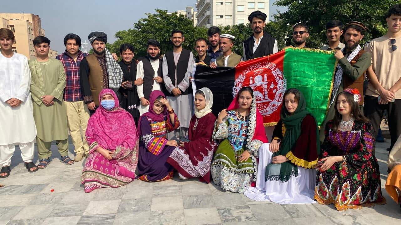 Afghan students in Pakistan.jpeg