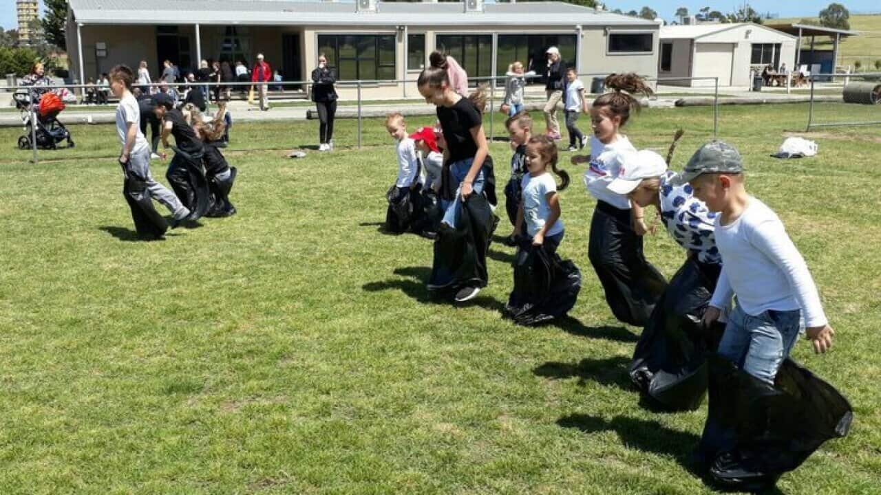 Bosnian language School - Picnic at BH Springvale center, VIC October, 28, 2018