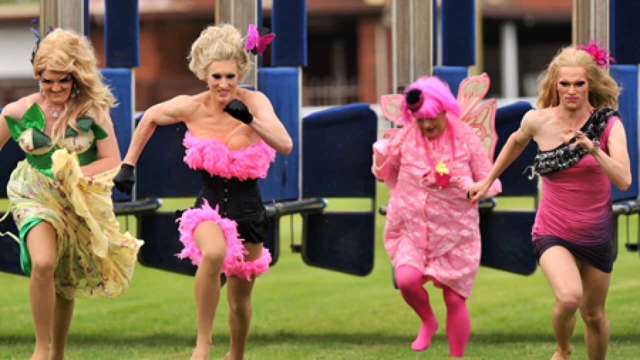 pink_stiletto_races_100226_B_aap_987870402