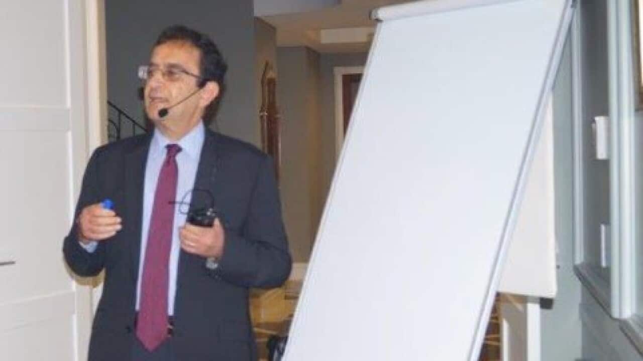 Dr Artin Jebejian