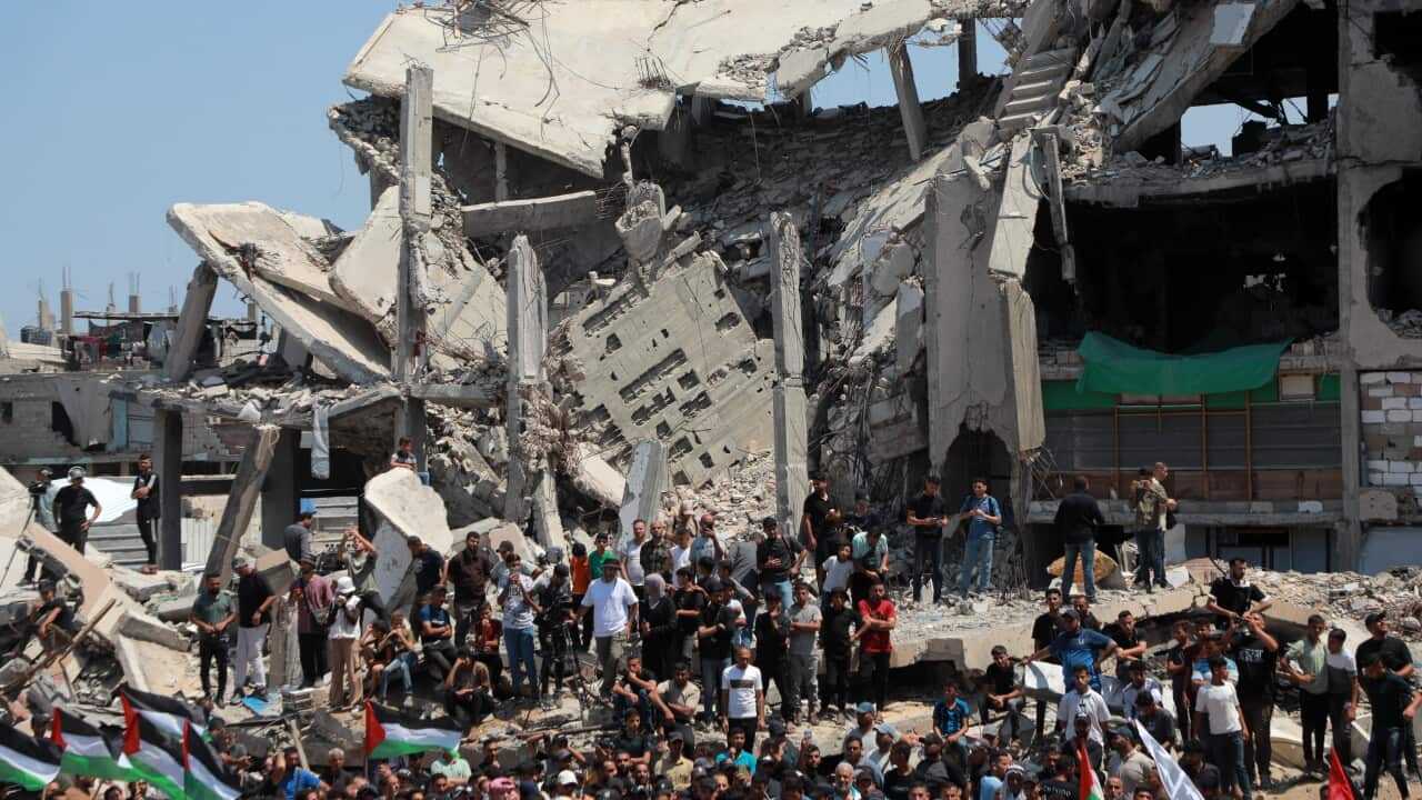 Palestinians Hold Mass Funeral For 112 Family Members In Gaza - Palestine
