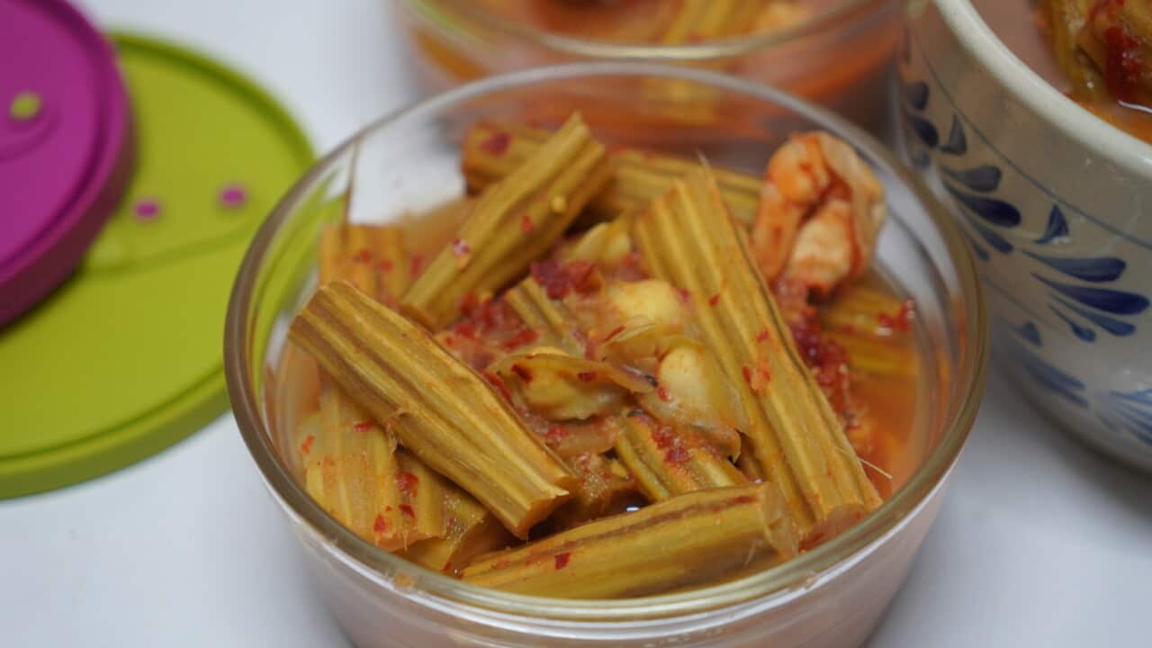 Sour soup with Moringa and shrimps