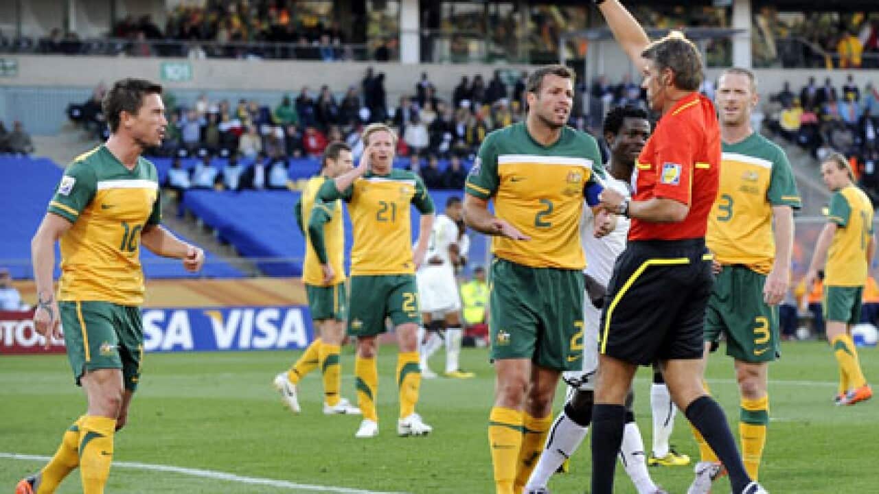 kewell_redcard_100620_AAP_L_112374416