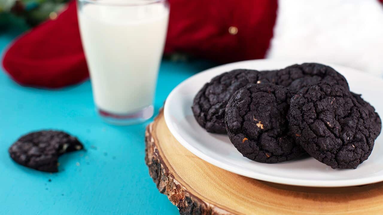 Coal cookies (spiced dark cocoa cookies)