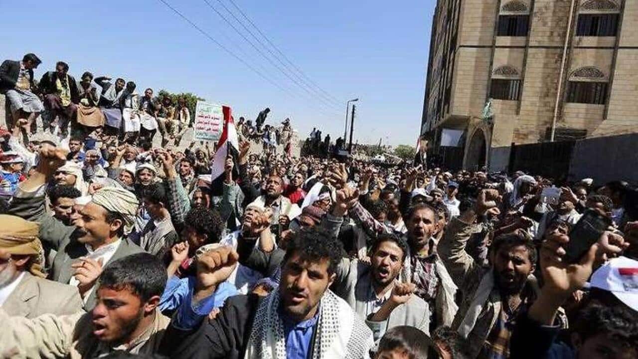 Yemenis shout slogans during an anti-Saudi rally protesting Saudi-led airstrikes on a funeral hall, outside the UN offices in Sana'a, Yemen, 09 October 2016.