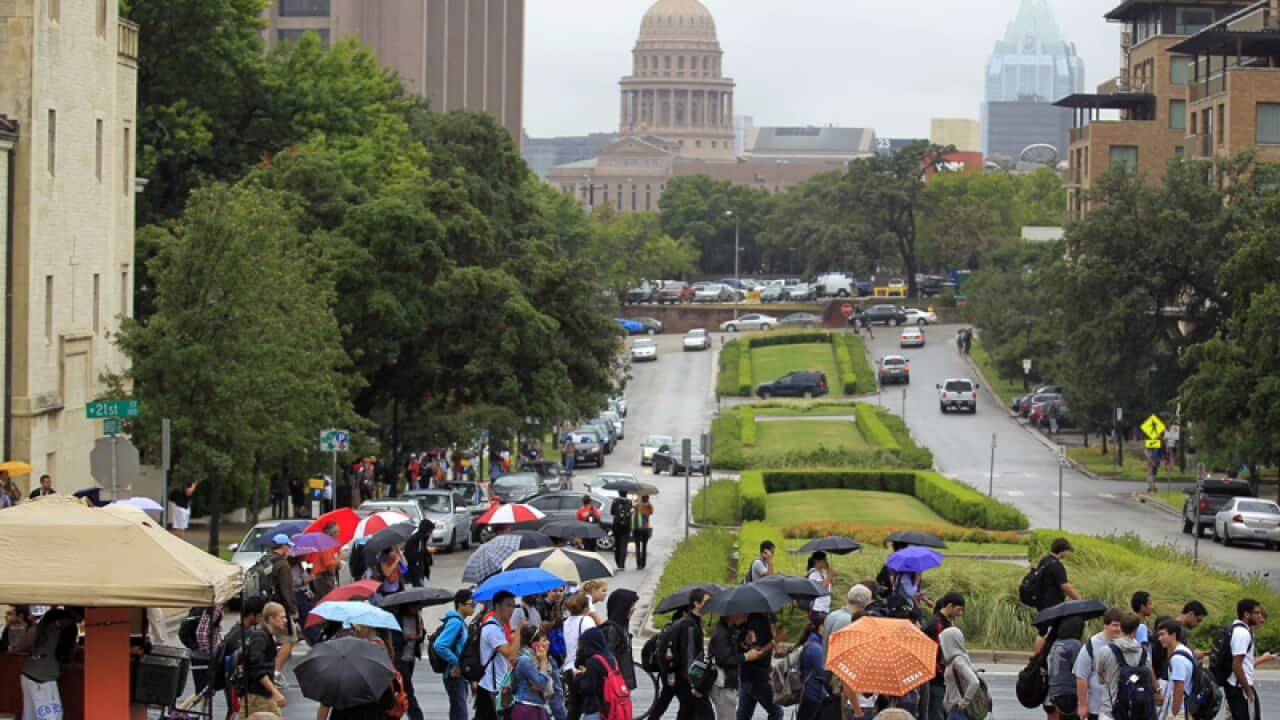 Students outside the University of Texas
