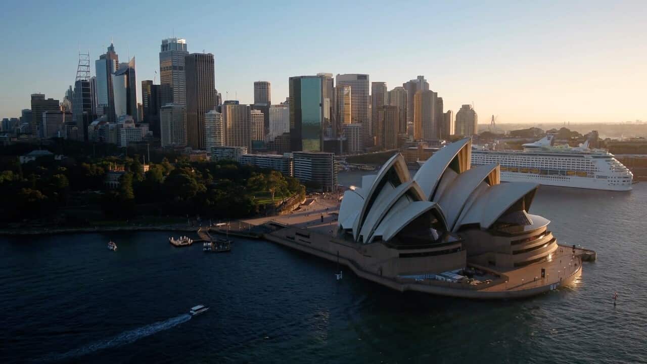 Australia wealth thumnail clean.jpg