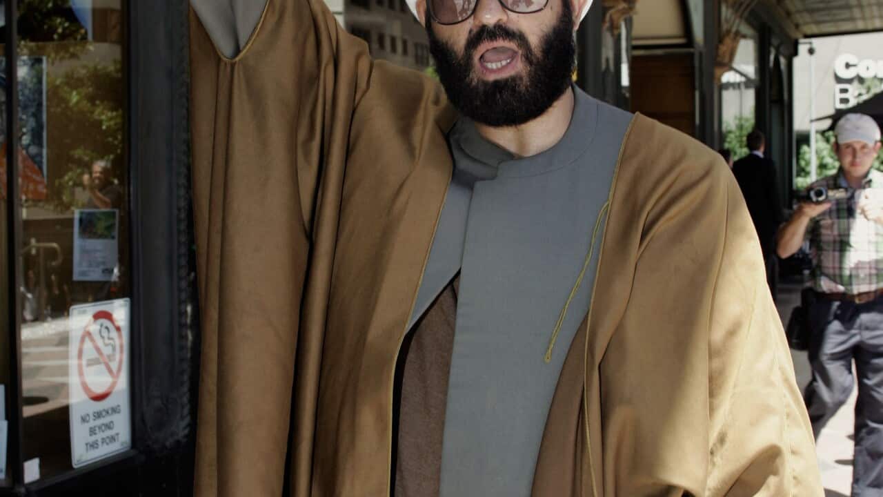 Man Monis, also known as Sheik Haron leaves the Downing Centre Local Court on January 19, 2010, facing charges of sending offensive mail to families of dead soldiers. (AAP)