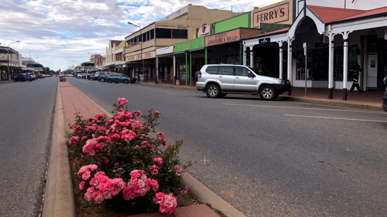Street scene in Broken Hill, NSW.