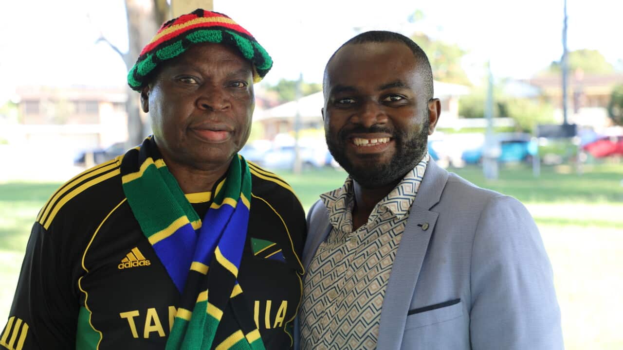 Dr Kaitila (kushoto) kiongozi wa jamii yawa Tanzania na Bw Mike (kulia) kiongozi wa jamii yawatu kutoka DR Congo jimboni Queensland.