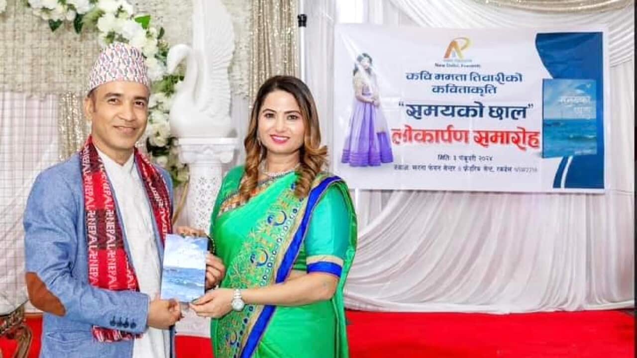 5. New and outgoing president.jpg