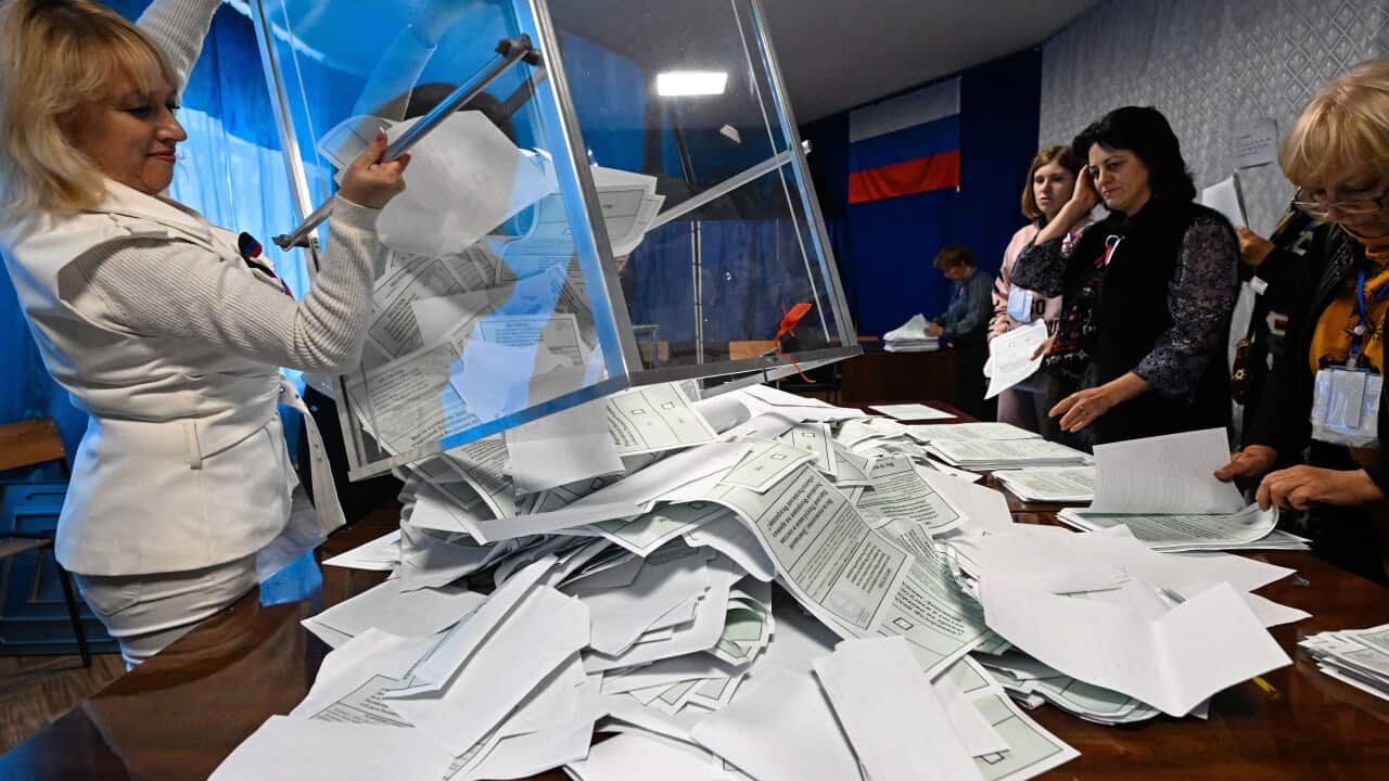 Referendum votes are counted in Donetsk region