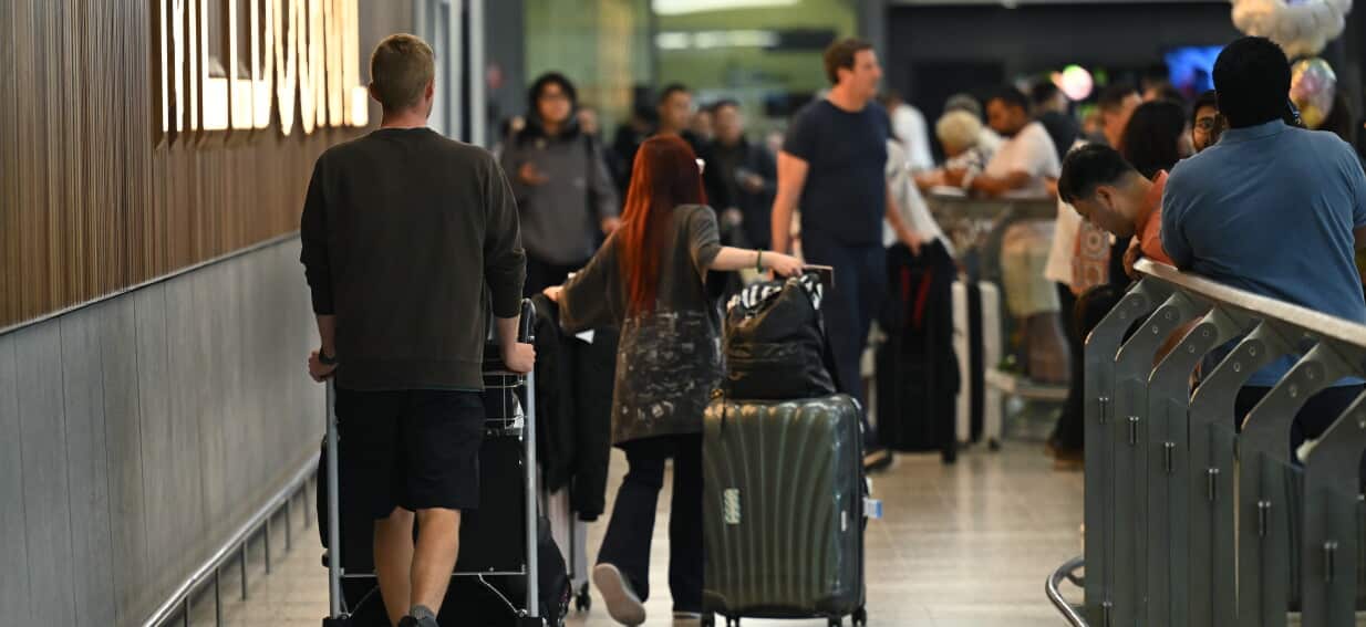 Digital international arrival cards to be rolled out across Australia