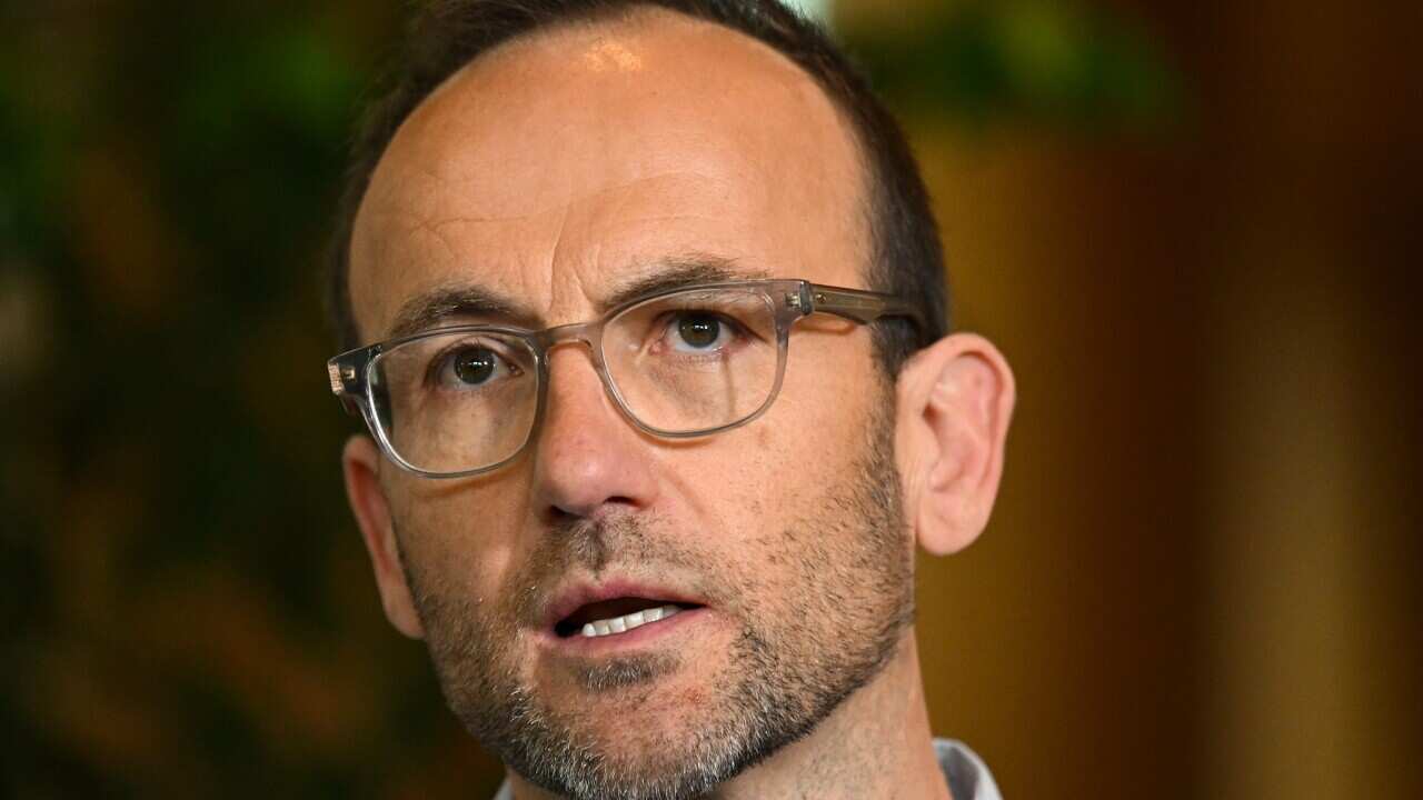 ADAM BANDT SAFEGUARD MECHANISM PRESSER