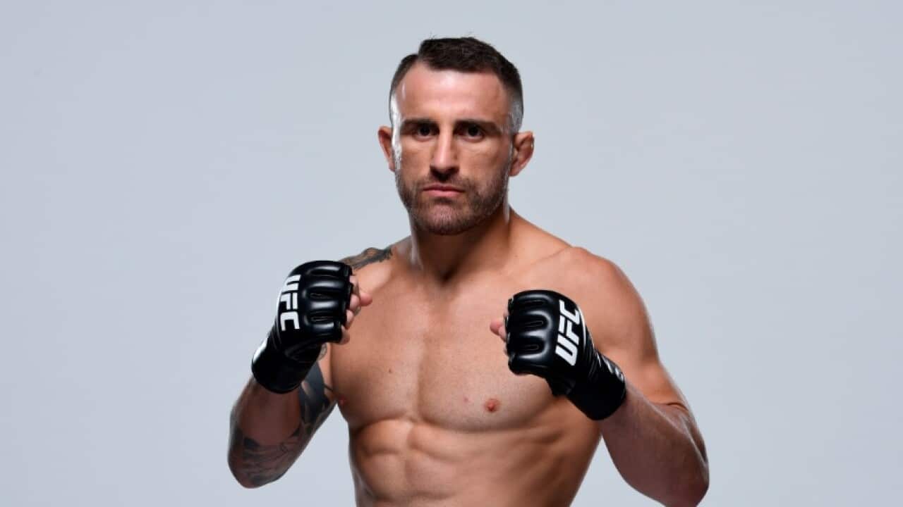  Alexander Volkanovski of Australia poses for a portrait during a UFC photo session on December 26, 2018 in Las Vegas, Nevada. 
