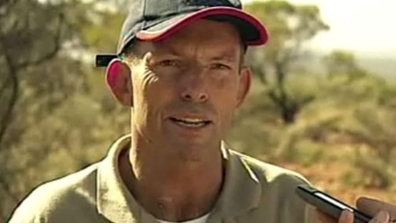 abbott_outback_L_100302_aap_1999114924