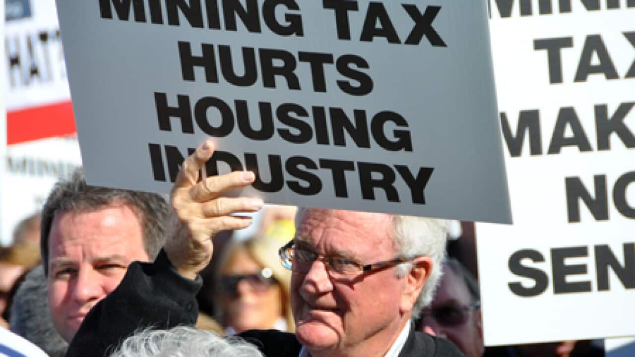 mining_protest_100609_L_aap_457762657