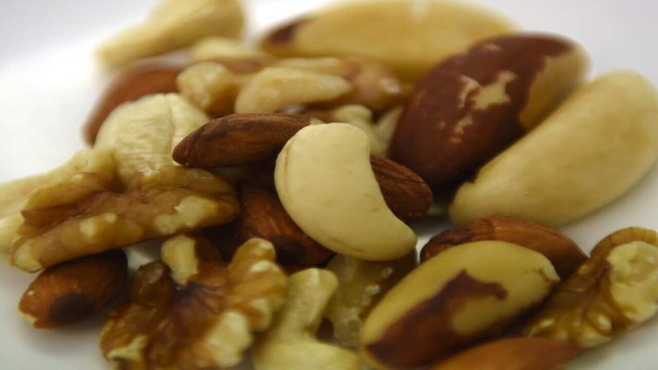 Photographs showing mixed nuts.
